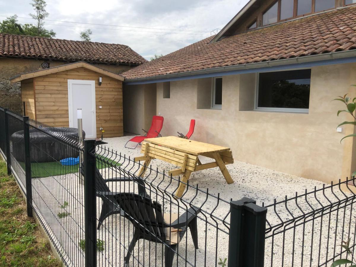 La Petite Ferme De Pouillon - Parc Animalier - Aire De Loisirs Bed & Breakfast Eksteriør bilde